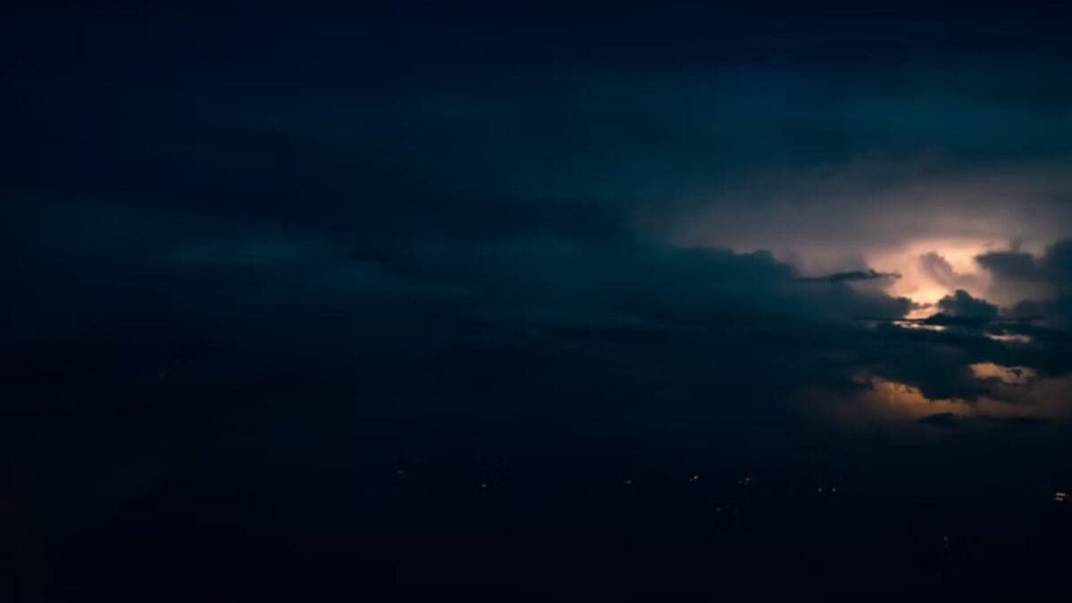 Japón y la misteriosa luz que transformó la noche en día