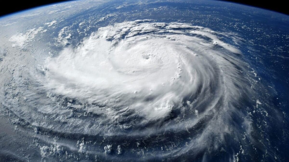 Alterta: El huracán colosal que desafía los límites de la naturaleza y causará destrozos