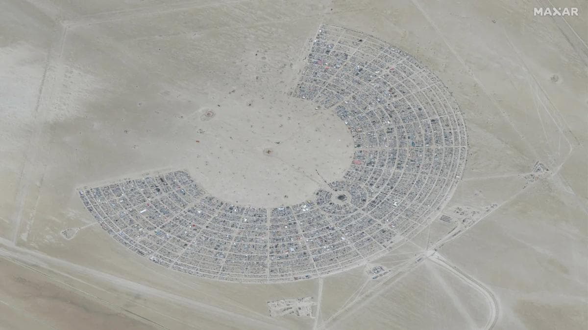 Burning Man 2025: caos climático y resiliencia en el desierto de Nevada