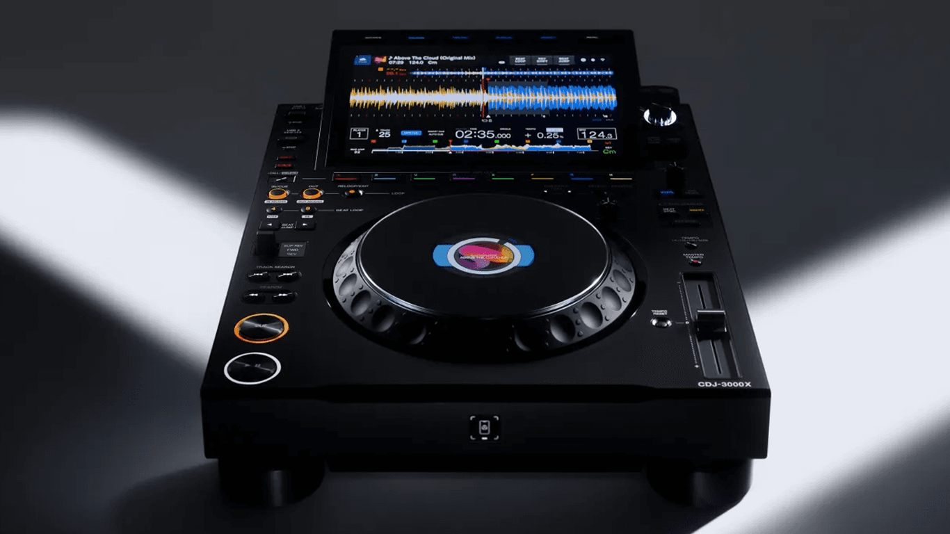 AlphaTheta lanza el CDJ-3000X, su nuevo reproductor profesional de última generación
