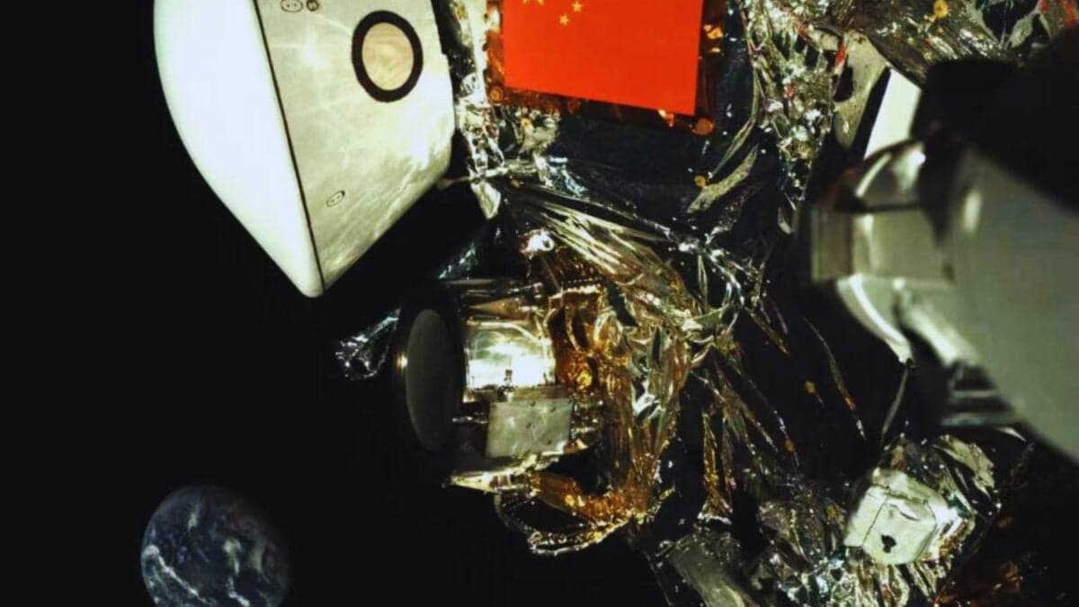 La Tierra desde 43 millones de kilómetros. La sonda china Tianwen-2 deja una postal inquietante camino a un asteroide