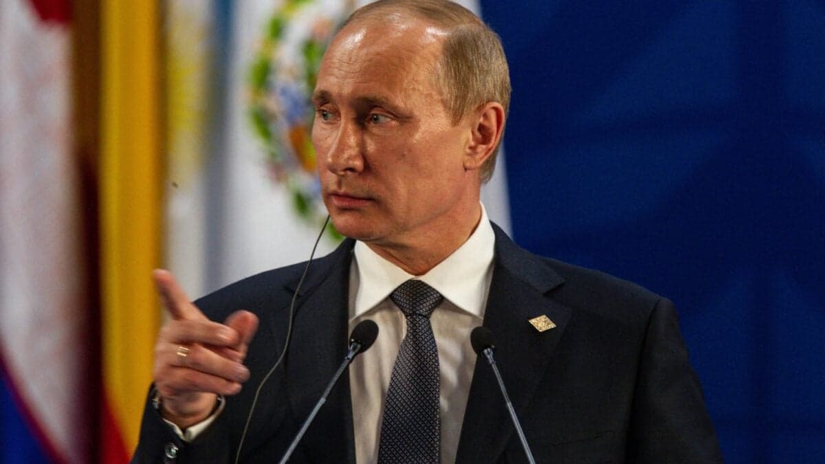 Putin confirma la apuesta más arriesgada de Rusia en años al presentar su misil «Burevestnik» de propulsión nuclear y reactiva el miedo de enfrentamientos entre potencias
