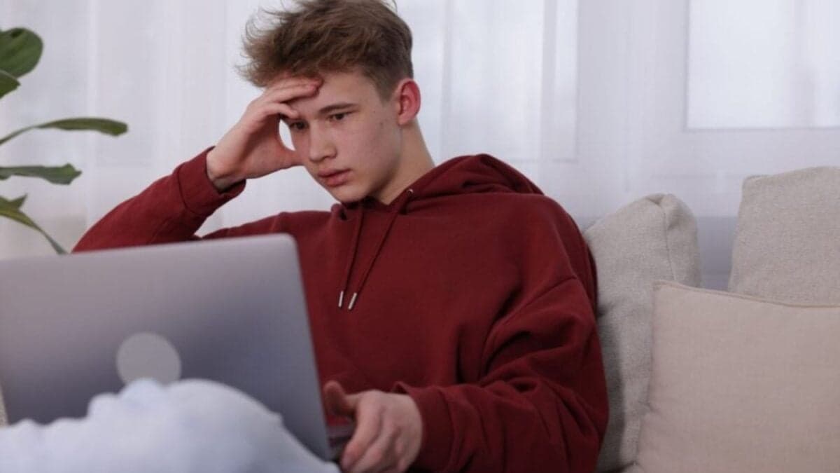 Crece exponencialmente la cantidad de adolescentes que buscan compañía en la IA