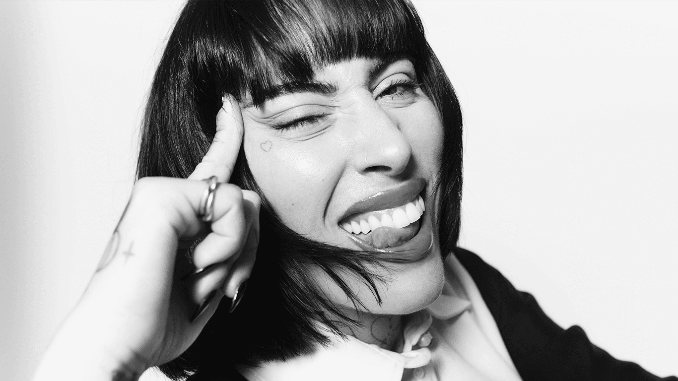 Indira Paganotto anuncia su álbum debut «Arte Como Amante»