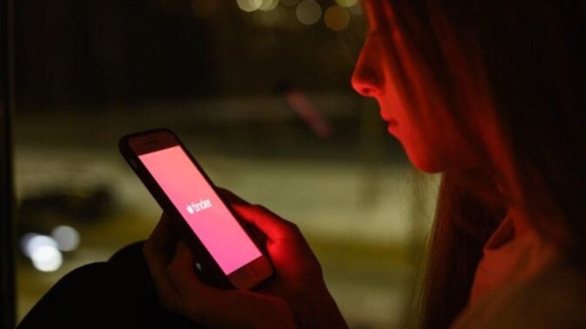 Tinder analiza la posibilidad de utilizar funcionalidades de IA que podrán acceder a tu galería de imágenes