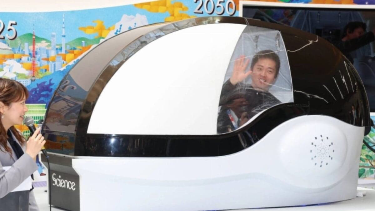 Japón presentó la primera lavadora humana del mundo. Es una cabina que te lava, te aclara y te seca en 15 minutos usando burbujas ultrafinas y una experiencia sensorial completa