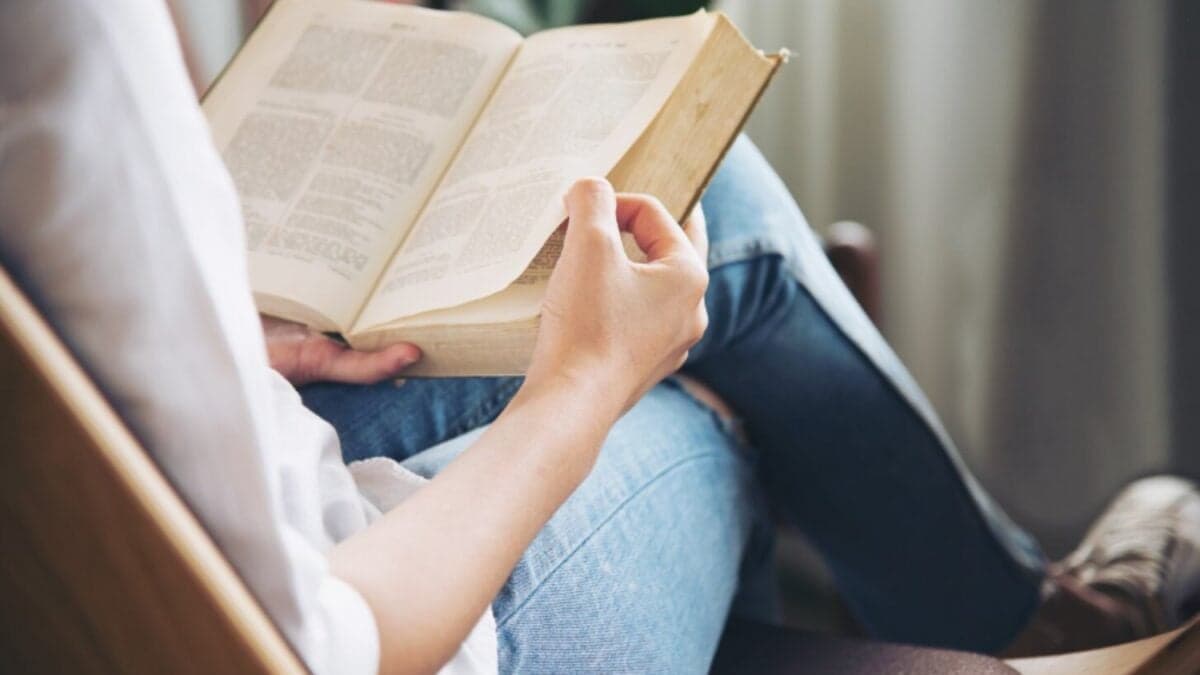 De la novela al resumen automático: la revolución silenciosa que está cambiando el hábito lector