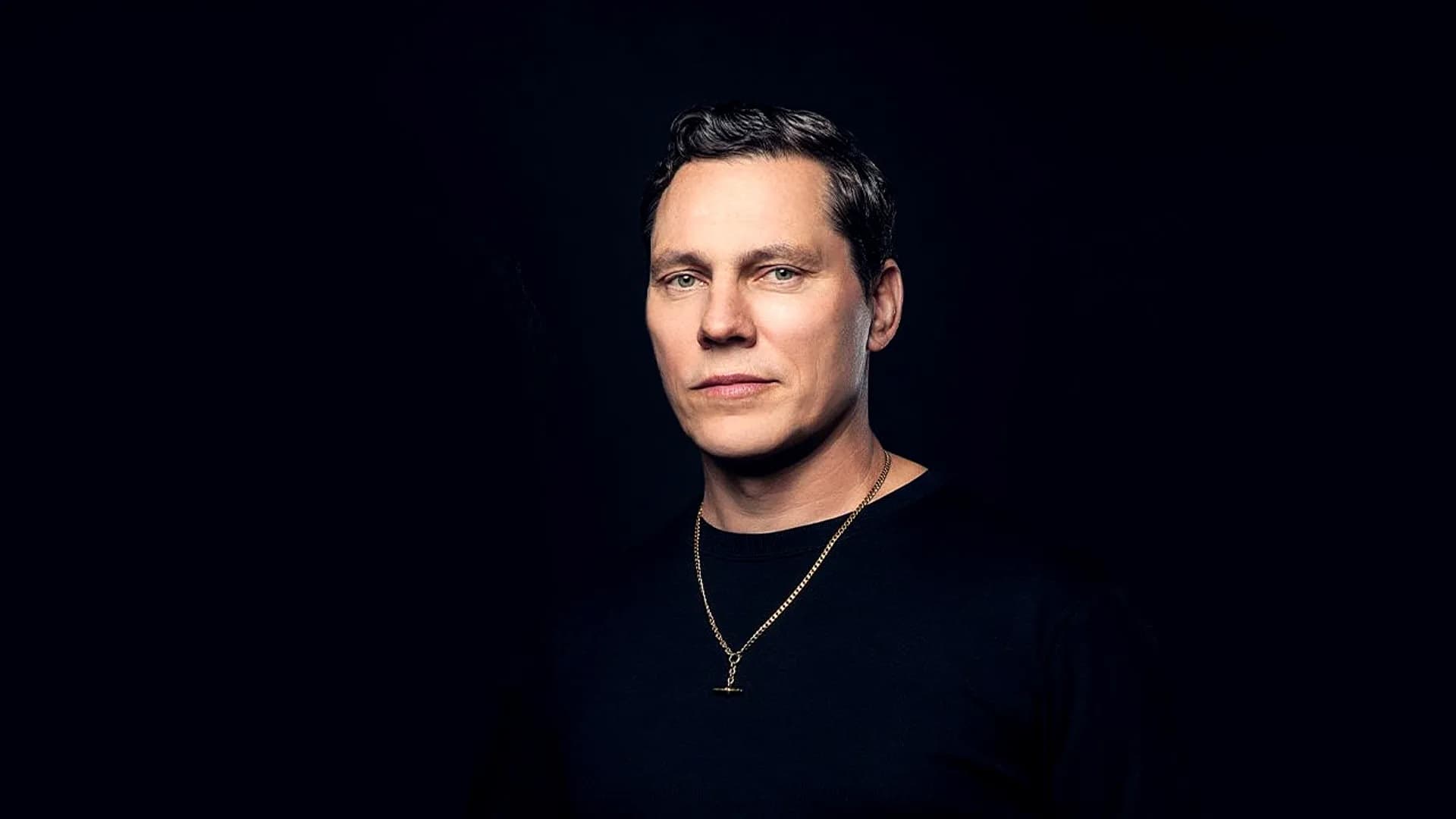 Tiësto regresa a sus raíces trance