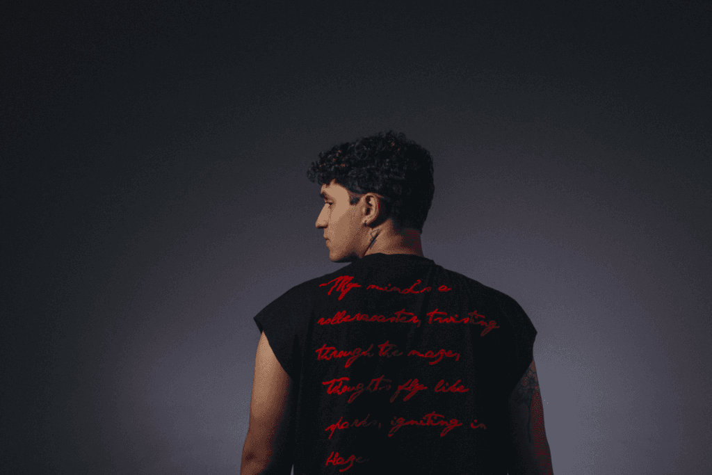 Vicius desata un debut retrofuturista que tuerce el pulso del club