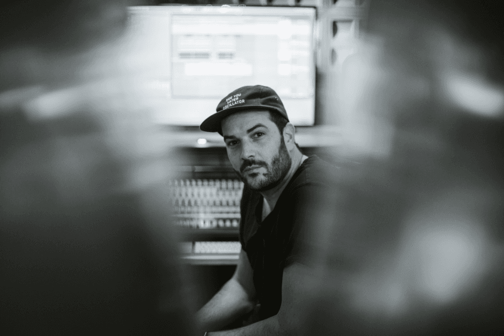 Joton presenta Modern Machinery EP en Newrhythmic Recs