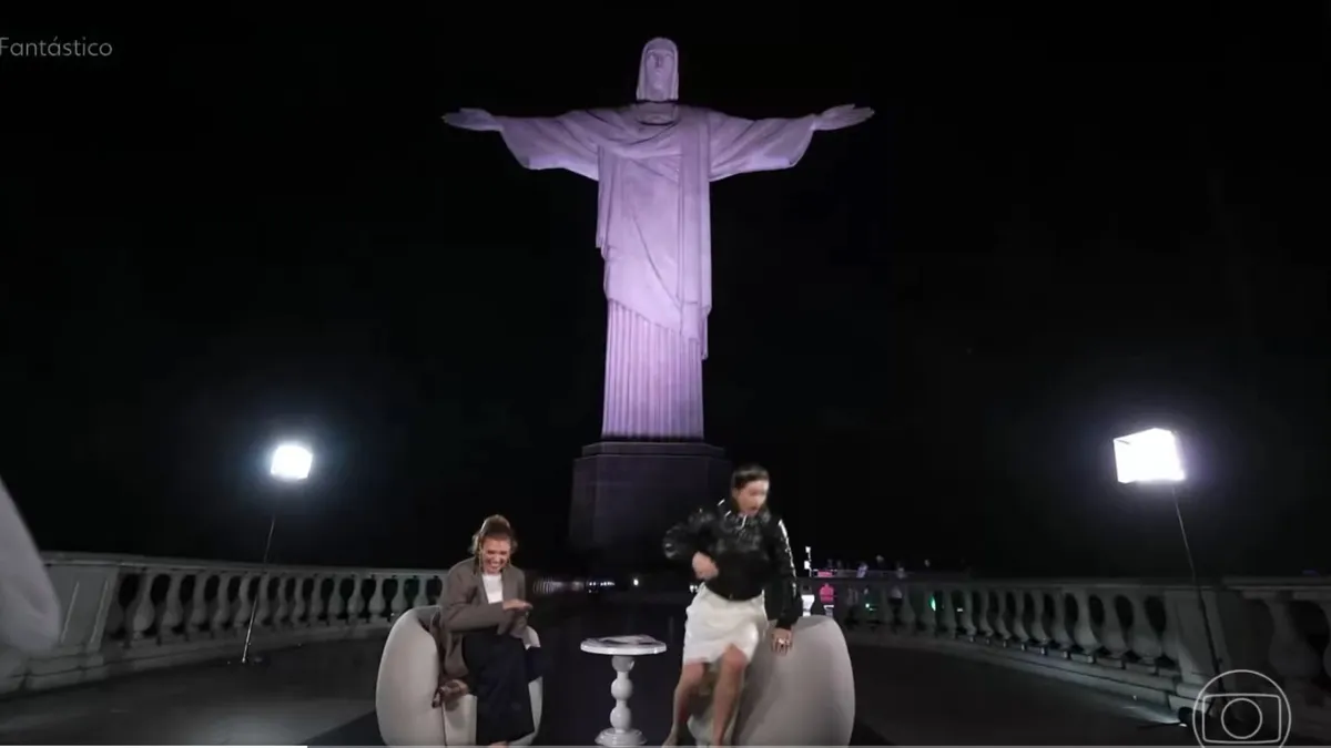 Insólito incidente en Brasil: Rosalía salió corriendo de una entrevista a los gritos y aterrada