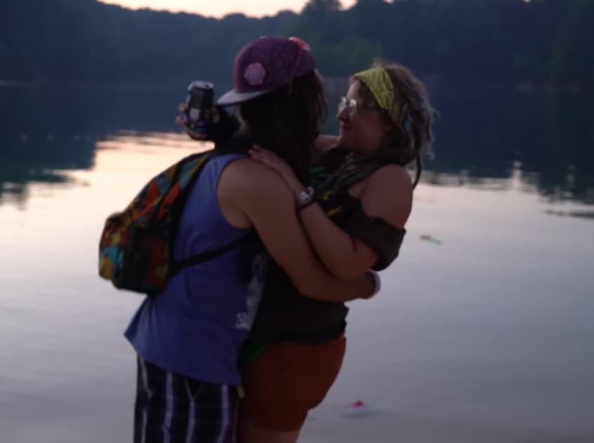 Buscan participantes para “Wooking For Love”, un nuevo reality de citas ambientado en la escena festivalera de Denver