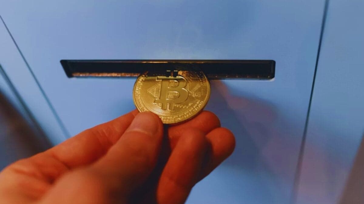 Bitcoin ya no se mueve como dinero. La red se enfría y el relato del “depósito de valor” empieza a imponerse