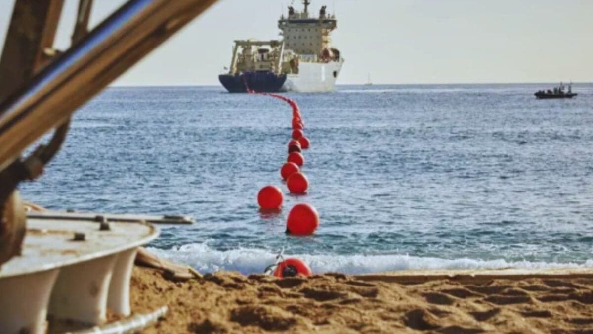 La nueva guerra no se libra en tierra ni en el aire. Se libra bajo el mar. Por qué el cable chino que apunta a Chile inquieta a Estados Unidos y preocupa a toda América Latina