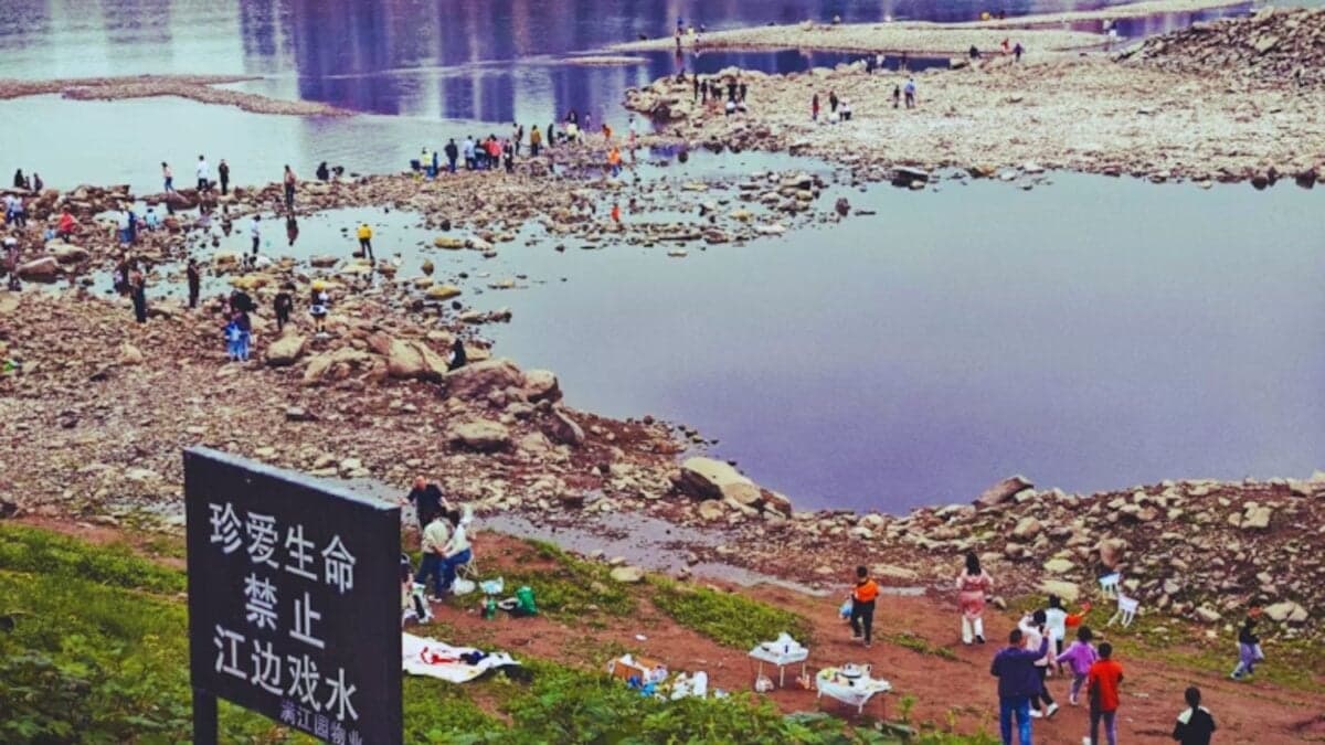 China construyó tantas incineradoras que ahora falta basura. El país está desenterrando vertederos antiguos para alimentar un sistema que ya no puede parar