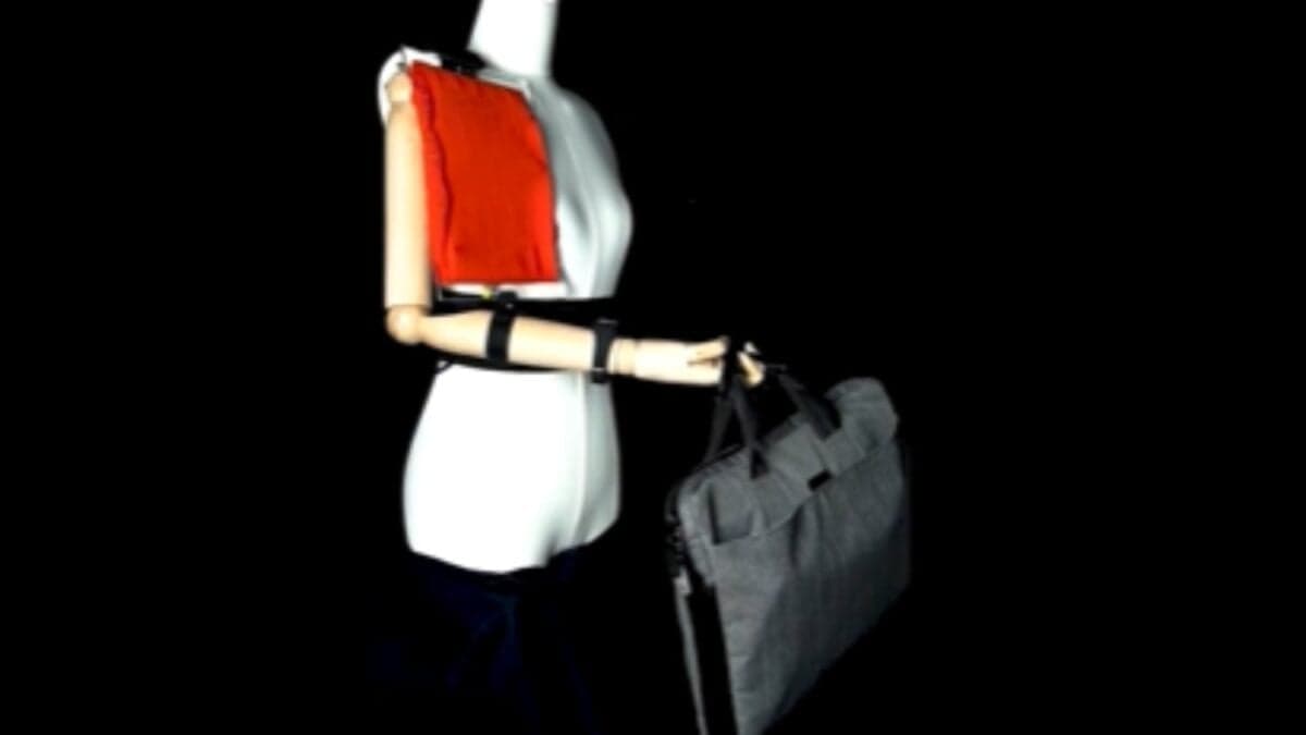 Una tela capaz de levantar 400 veces su peso. El textil robótico suizo que logra una fuerza extrema sin piezas rígidas