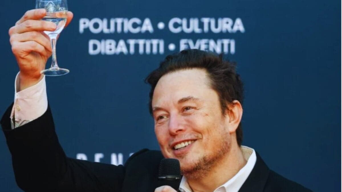 Elon Musk, el hombre más rico del mundo, dice que no ahorres para tu jubilación. Su apuesta es que la inteligencia artificial hará inútil el dinero