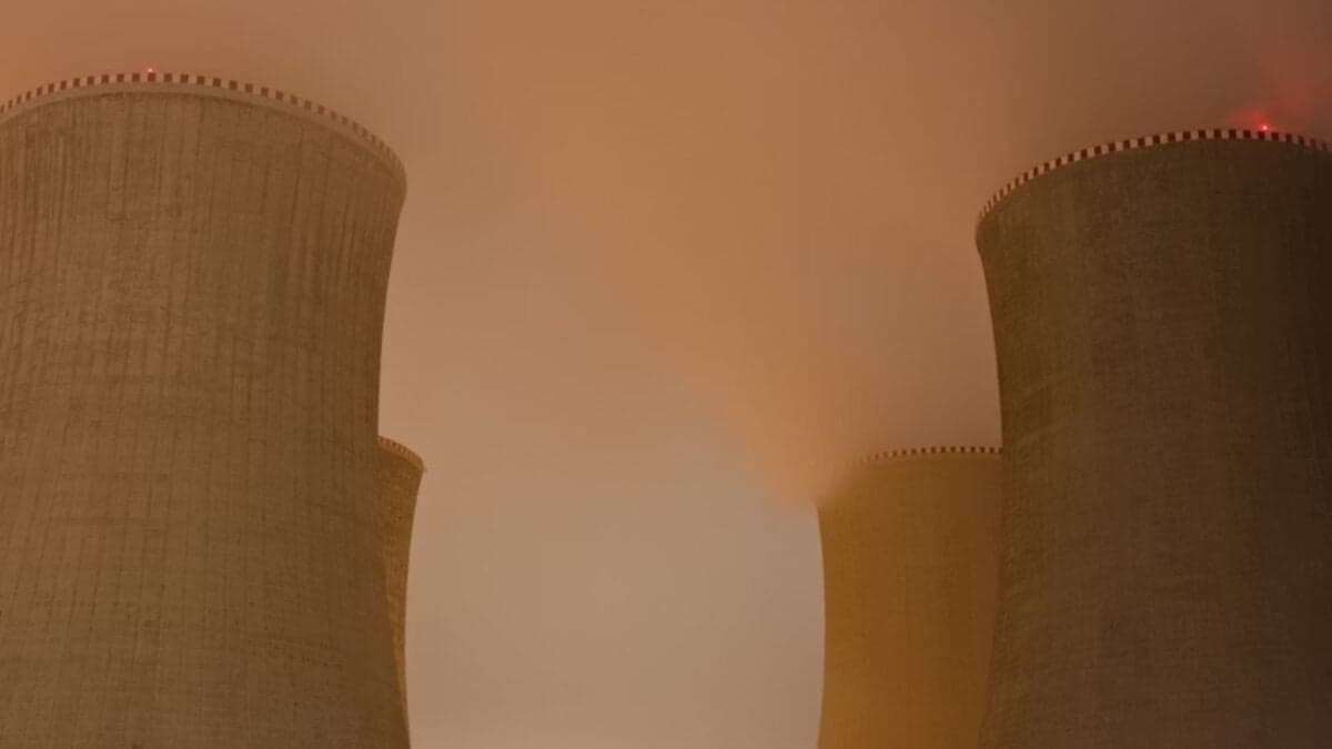 Más de 3 millones de toneladas de basura importada al año se transforman en calor y luz. Así funciona la maquinaria energética de Suecia