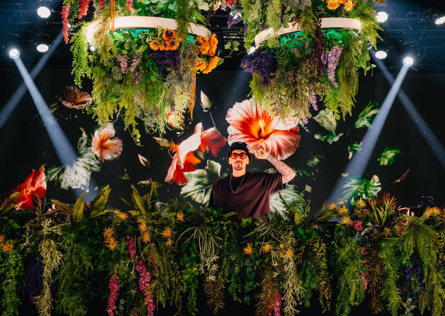 Petit Comité of House by Bastian Bux