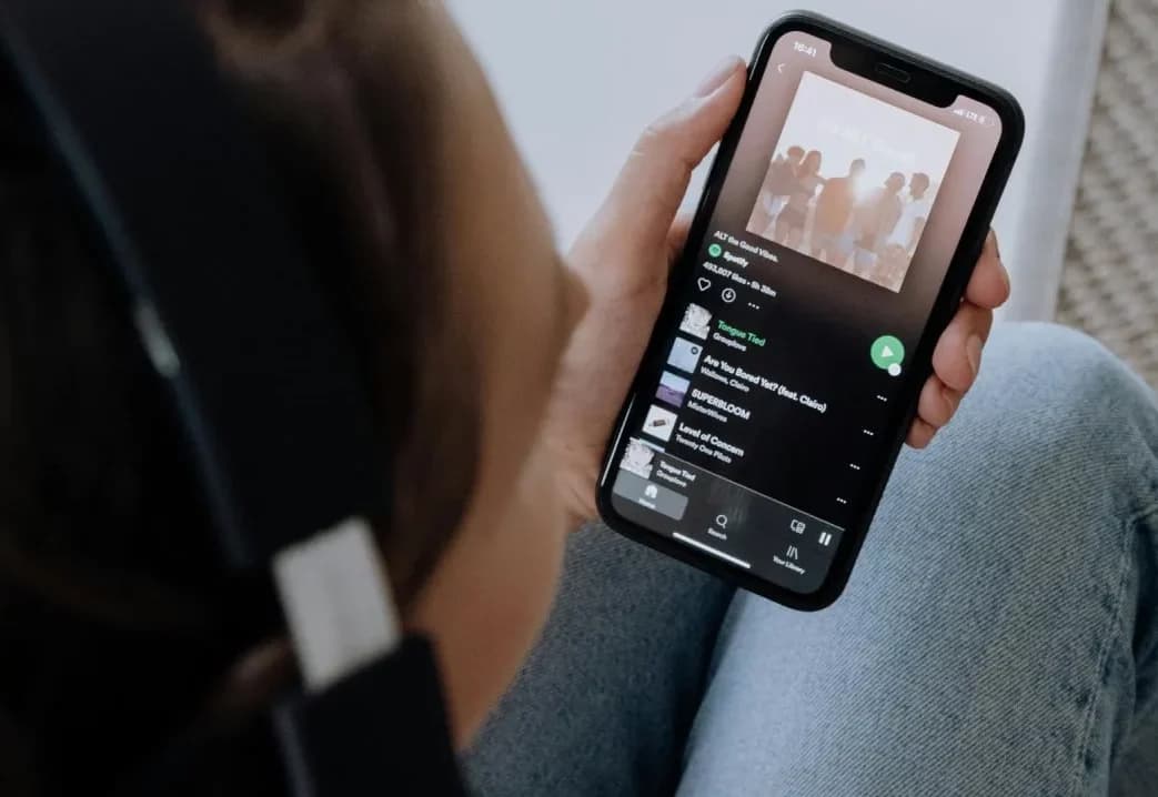 El streaming musical en Reino Unido y supera los 2.000 millones de libras en 2025