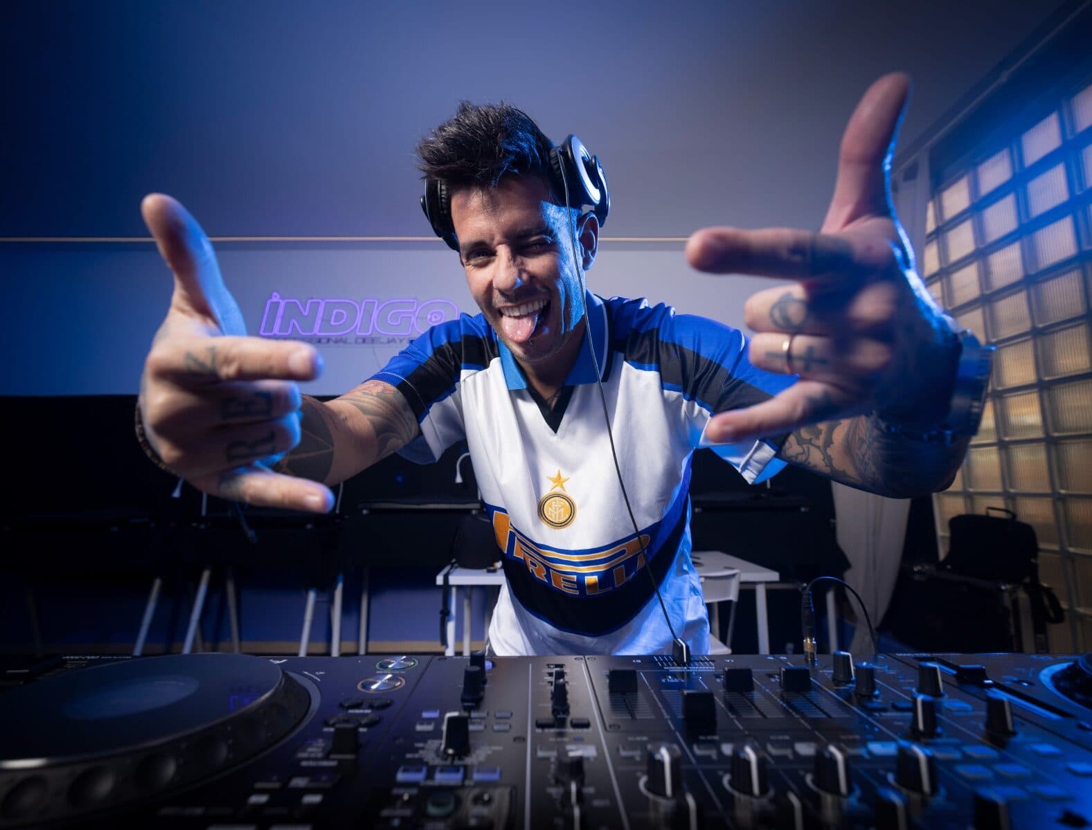 Sergei Rez gana un premio internacional por revolucionar la formación online de DJs