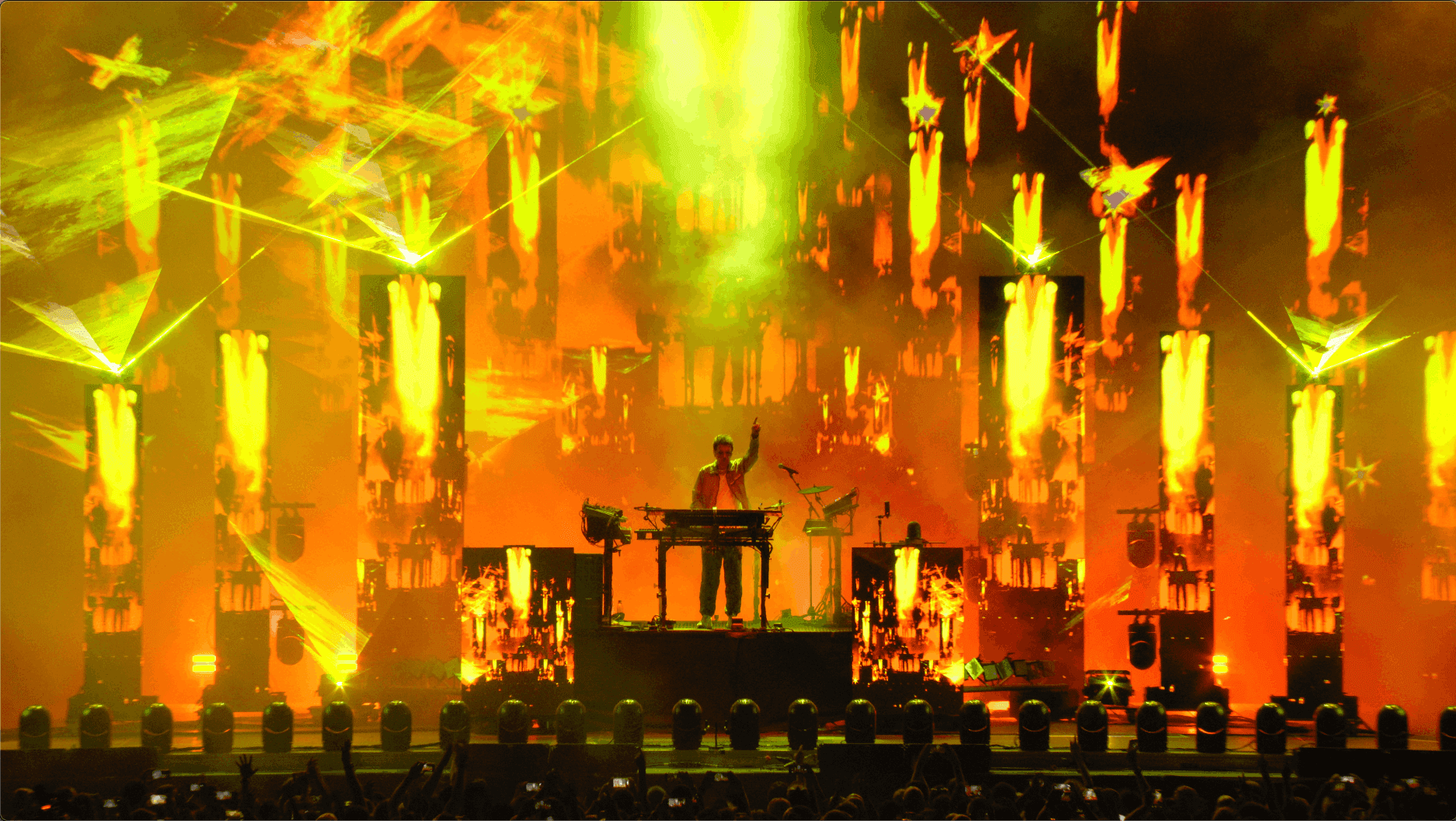 JEAN-MICHEL JARRE ACTUARÁ EN AMNESIA