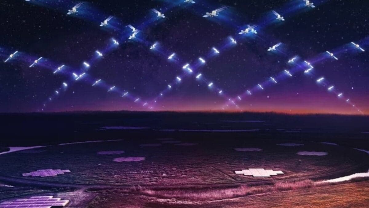 Starlink ya es una barbaridad en el cielo y ahora quiere convertir la órbita en un centro de datos de IA. El problema es que la Tierra paga la factura