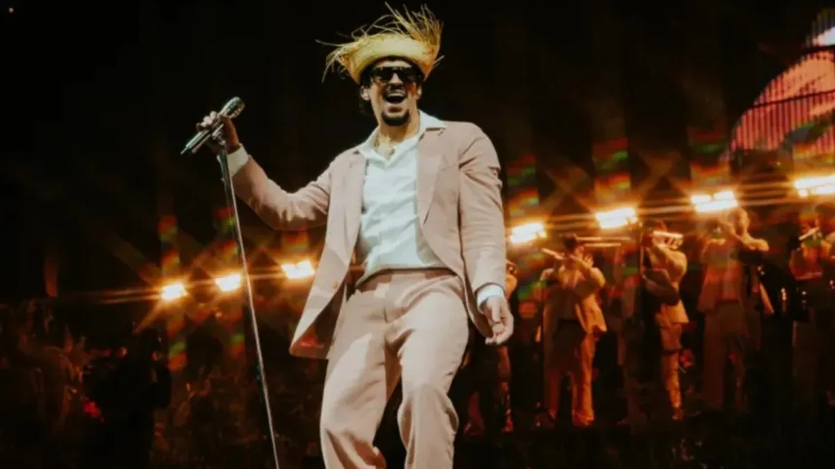 Bad Bunny protagonizará un histórico show de medio tiempo en el Super Bowl XL 2026: a qué hora es y cómo verlo en vivo en Argentina
