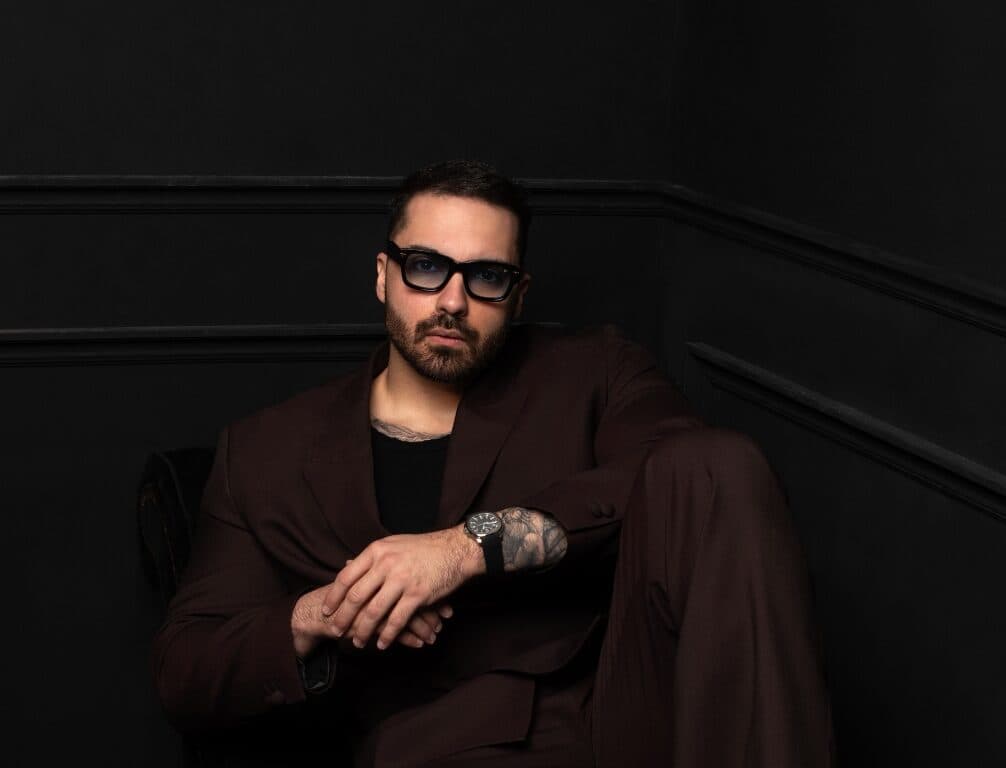 EN PORTADA DE MARZO, CRUSY