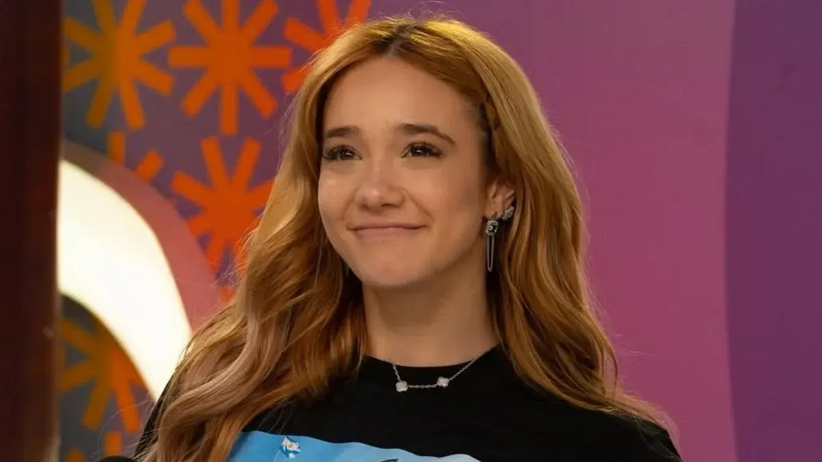 Ángela Torres opina sobre el conflicto entre Tini Stoessel y Emilia Mernes: “Tengo buena onda con…”