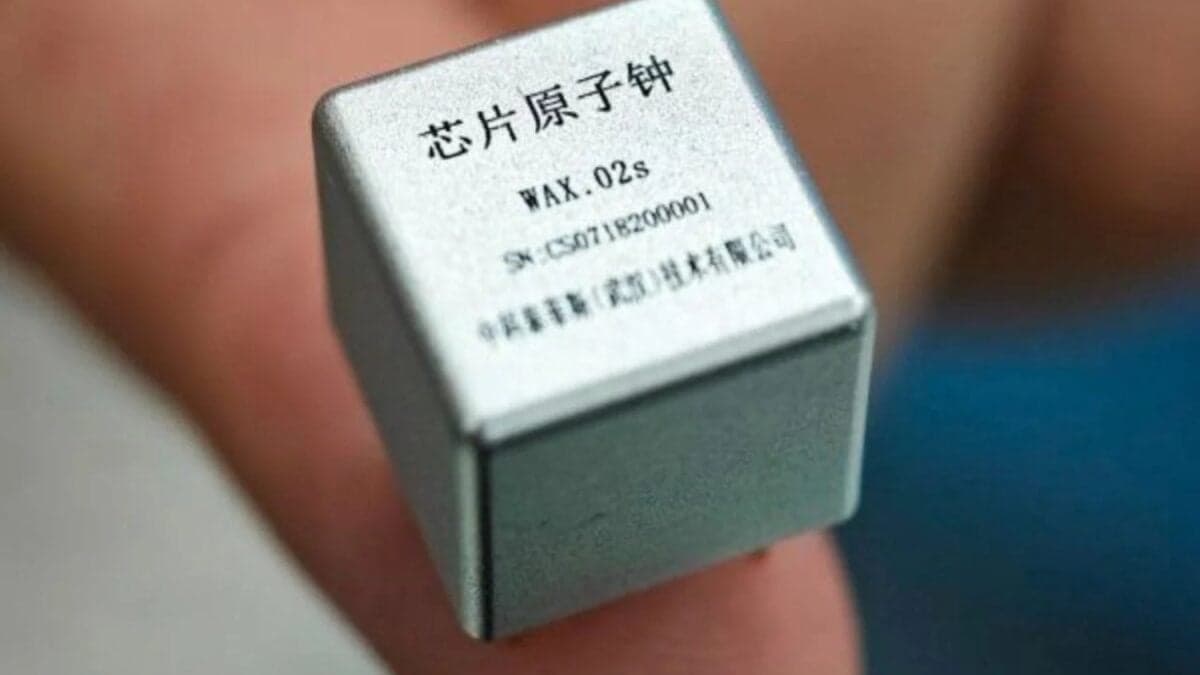 Crean relojes atómicos portátiles del tamaño de un chip, ideales para drones