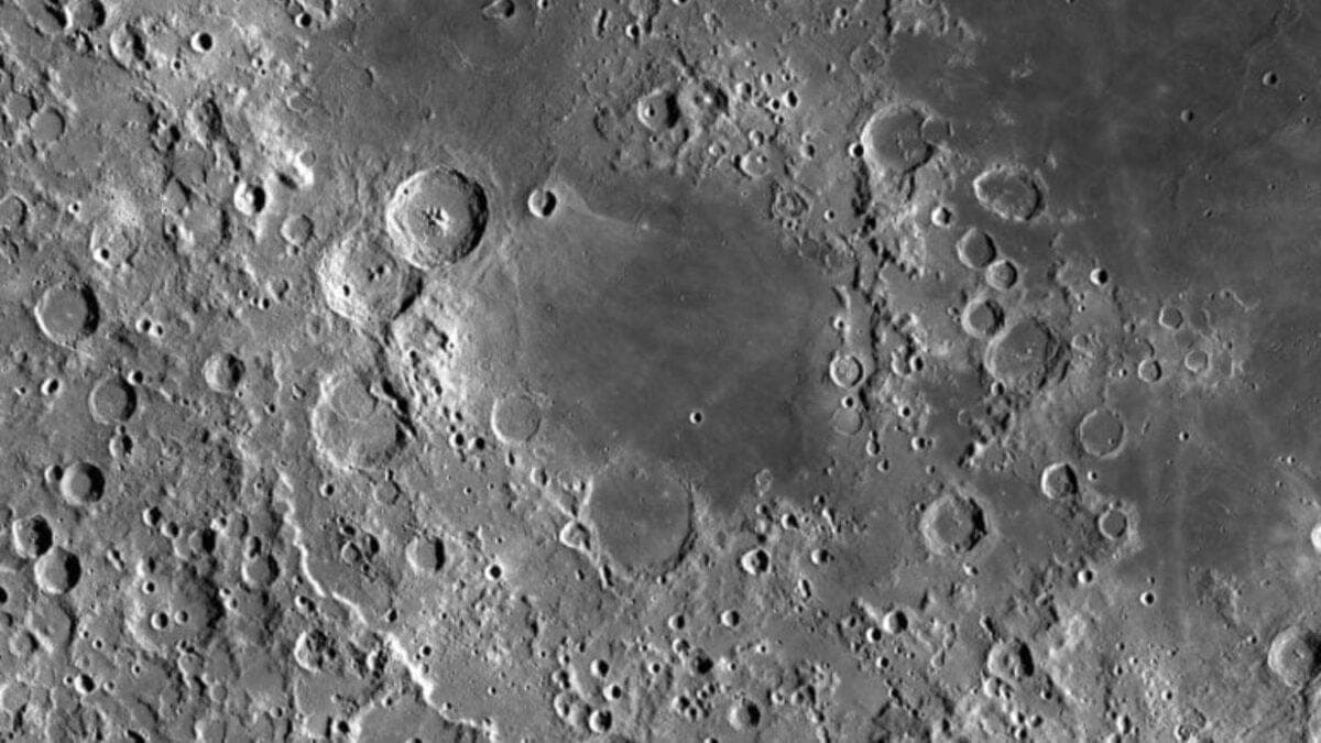 Elegir dónde ubicar el reactor nuclear de la NASA en la luna no es tan fácil como parece