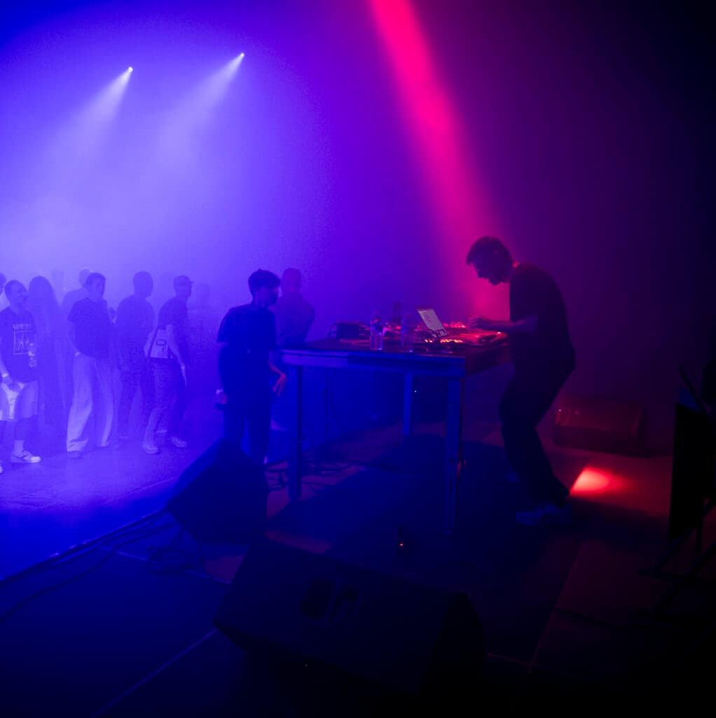 ENSOLAB cierra su novena edición consolidándose como referencia de la electrónica experimental y de vanguardia