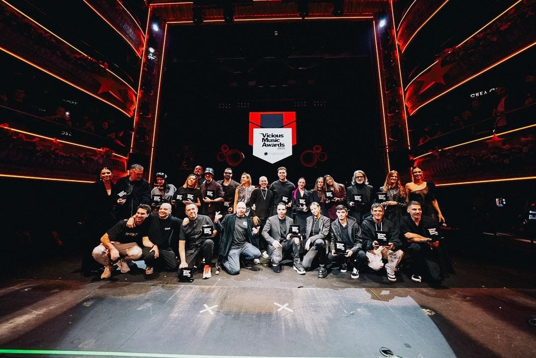 Las DJs Indira Paganotto y Brenda Serna triunfan en los Premios Nacionales de Electrónica 2025