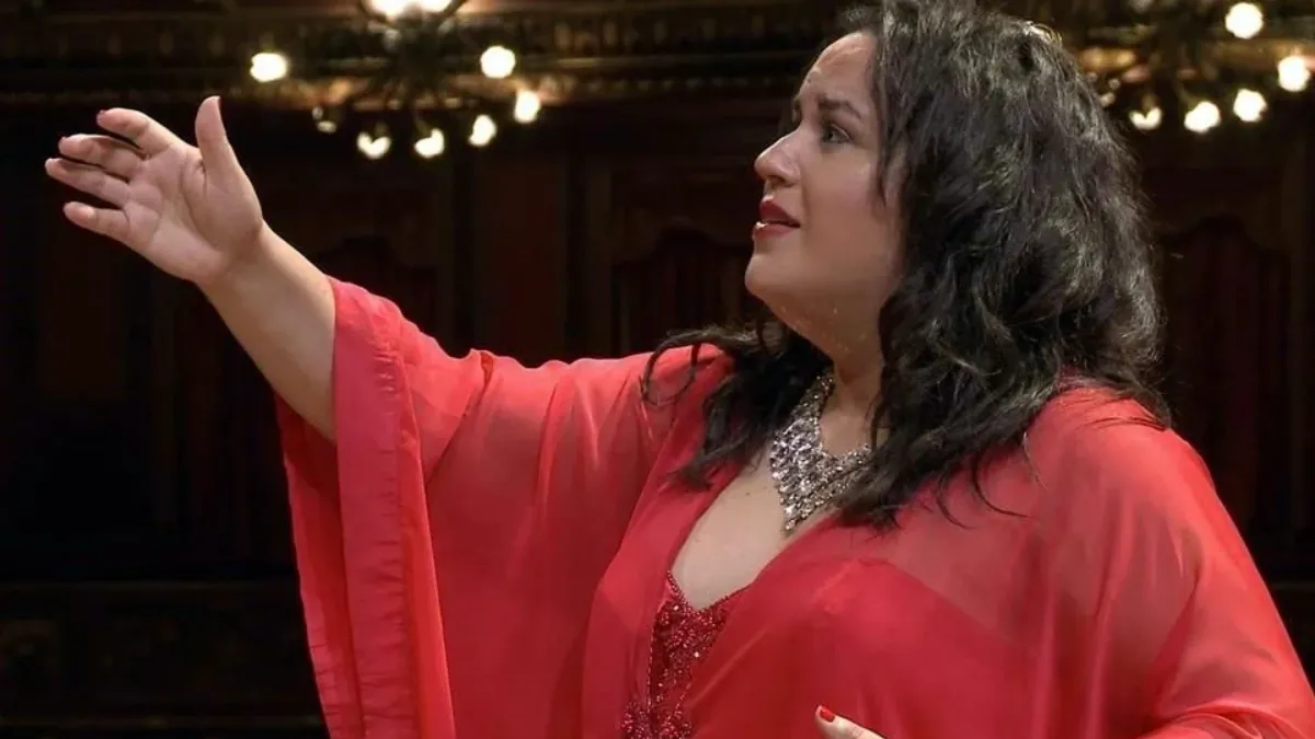 Quién es María Castillo de Lima, la primera soprano trans del Teatro Colón