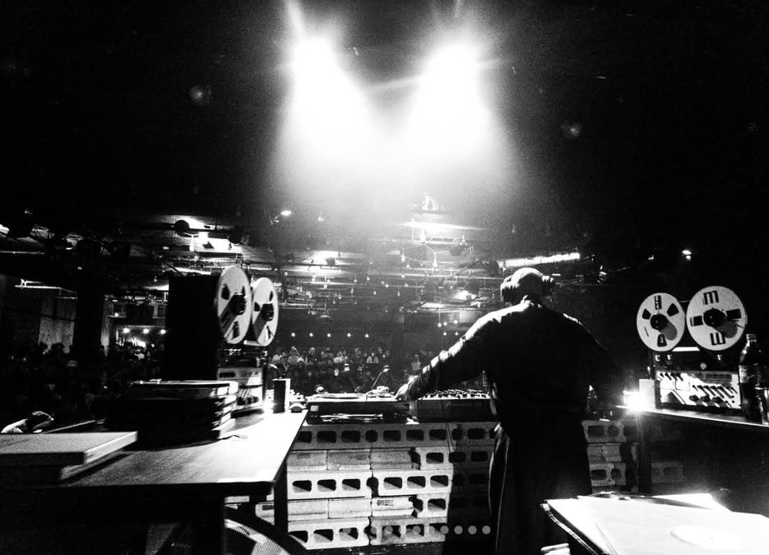 Jeff Mills presenta en Metro Dance Club “Live at Liquid Room 30th Anniversary”