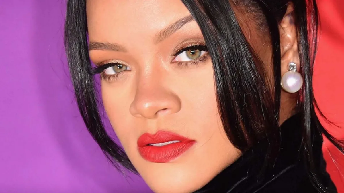 La impresionante transformación de Rihanna: así luce con el pelo más corto que nunca