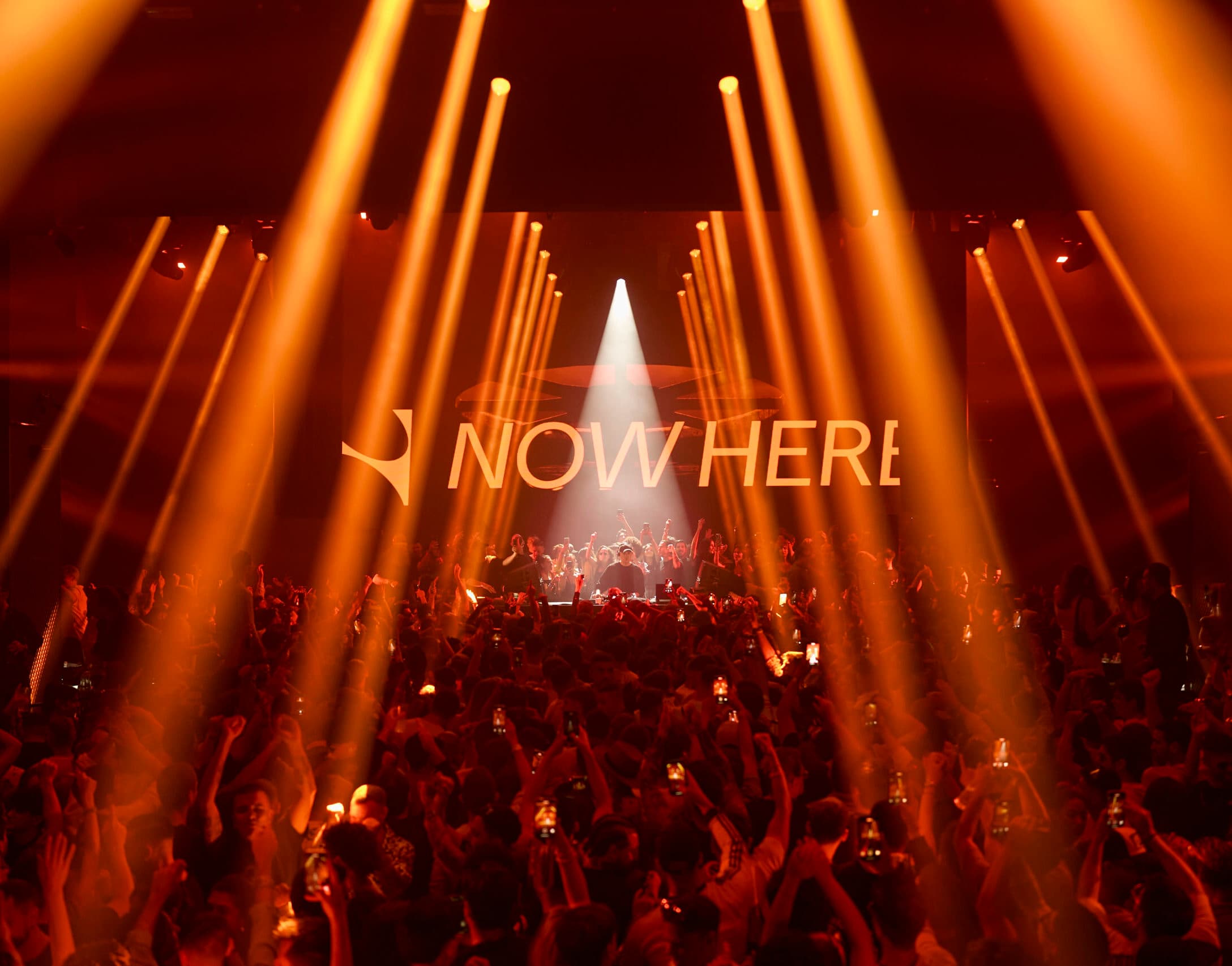 Paco Osuna regresa a los martes de Hï Ibiza para su quinta temporada con NOW HERE