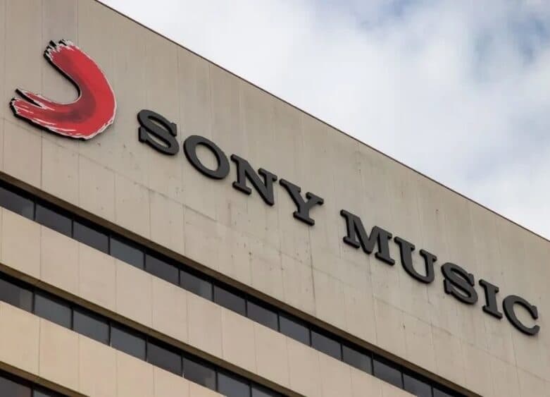 Sony Music retira más de 135.000 canciones generadas por inteligencia artificial